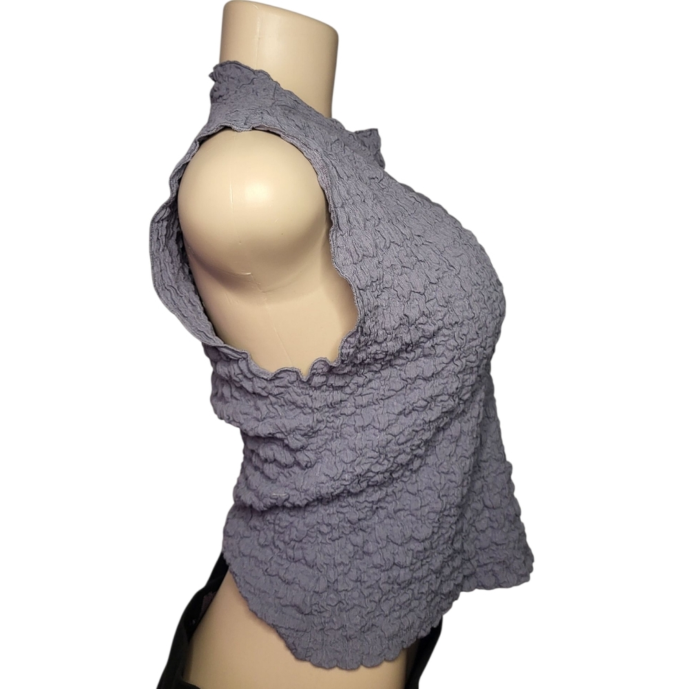 Zara Textured Gray Sleeveless Blouse - Picture 2 of 5